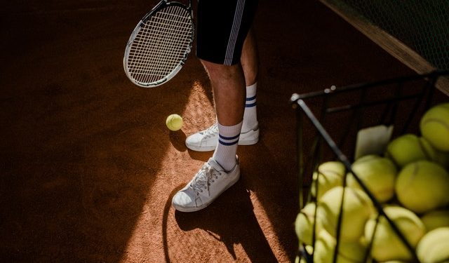 Pourquoi le tennis est cher à pratiquer ?